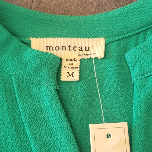 Green Monteau dress - Picture 3 of 3